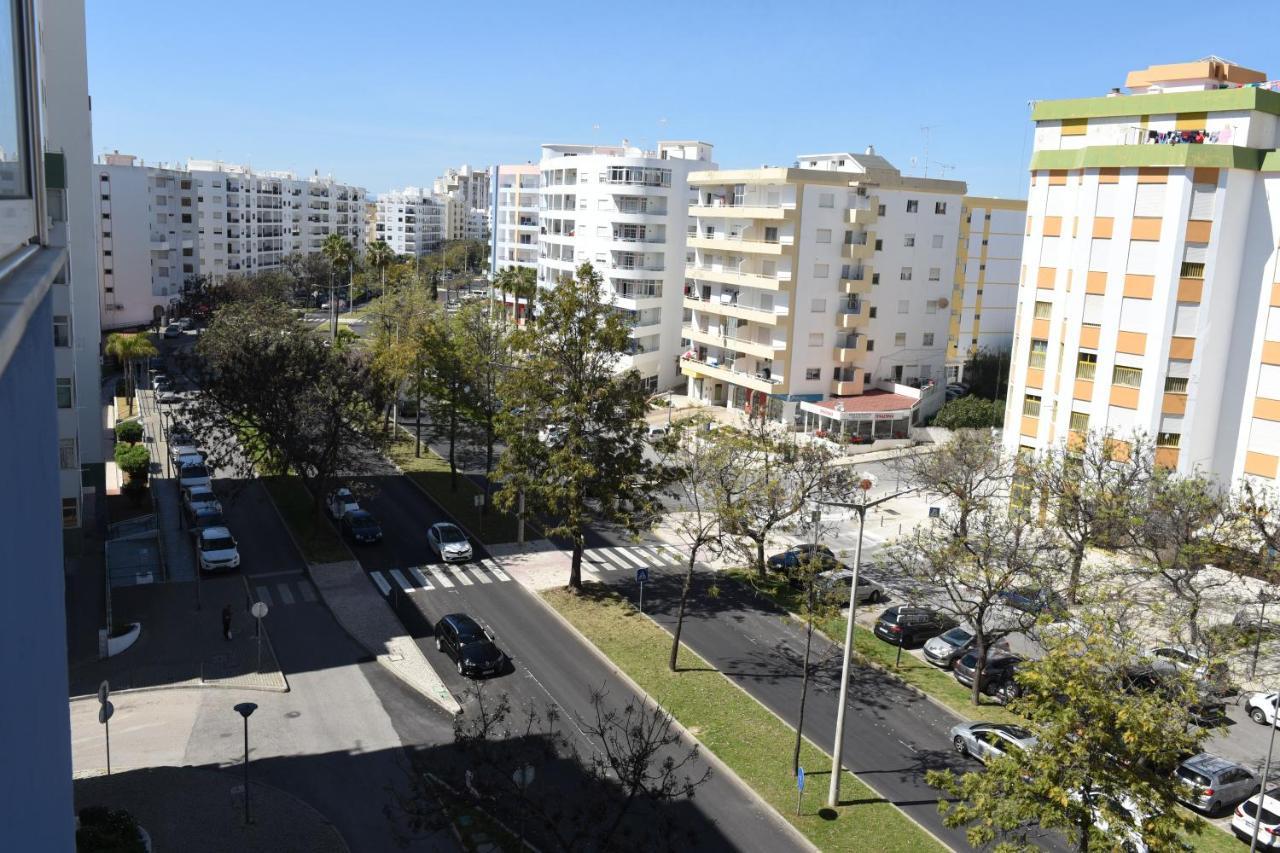 Tmp Apartamento Quarteira Exteriör bild